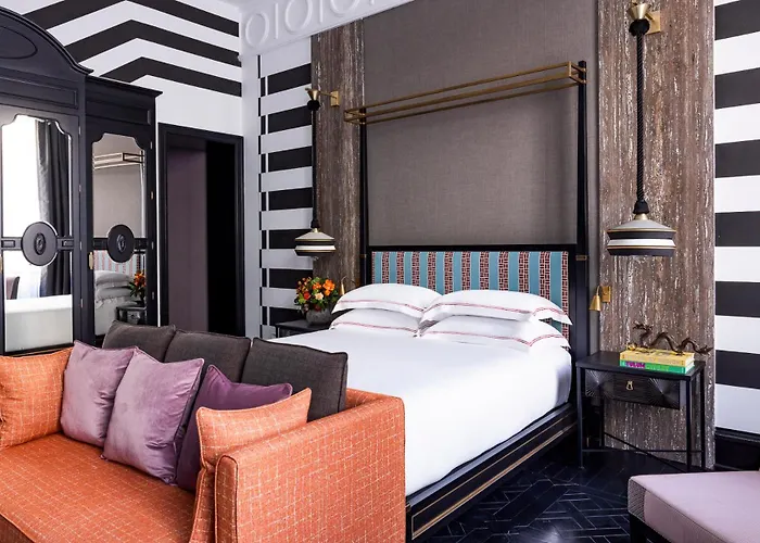 Palazzo - The Leading Of The World 罗马